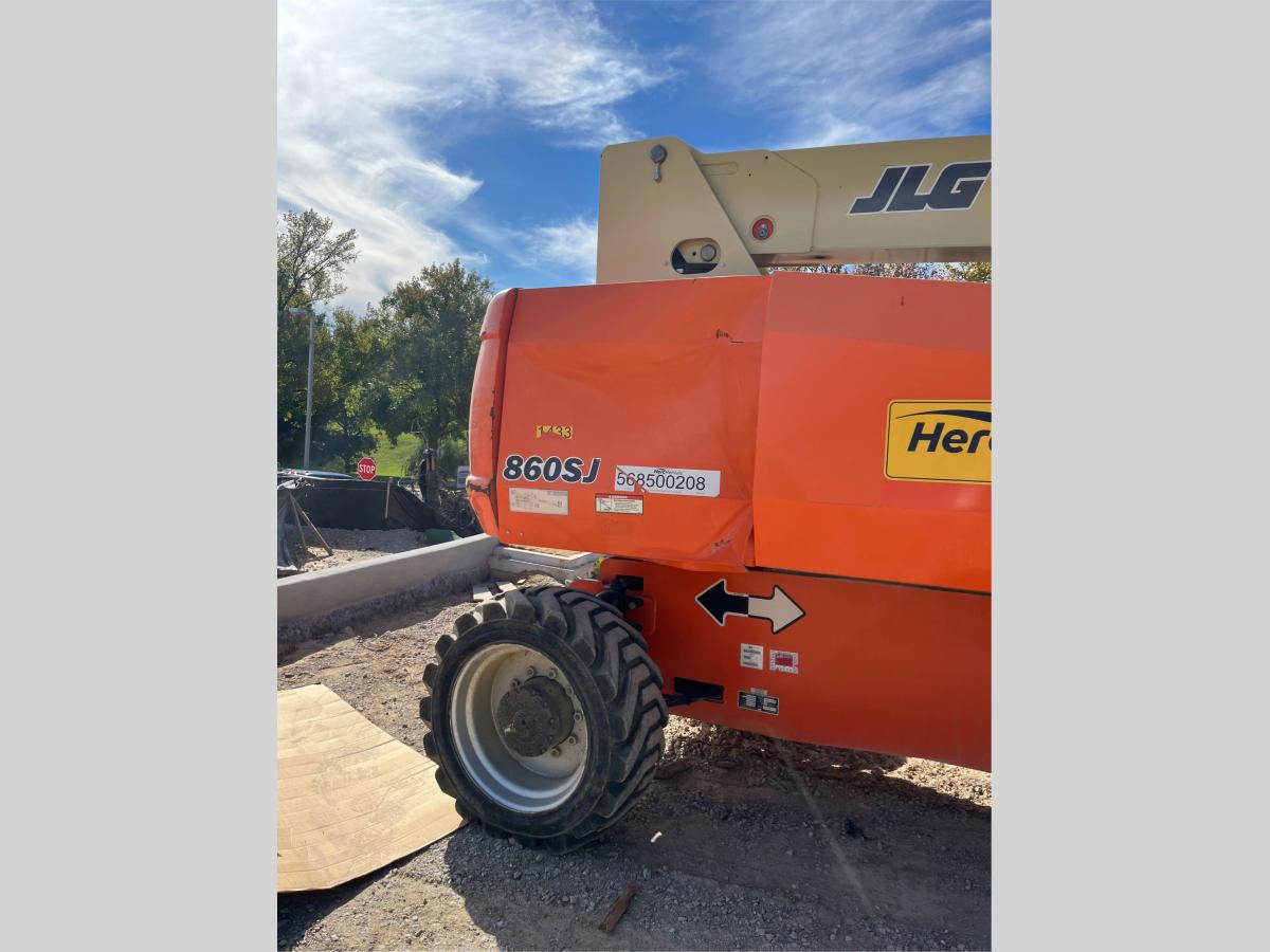 2018 JLG 860SJ