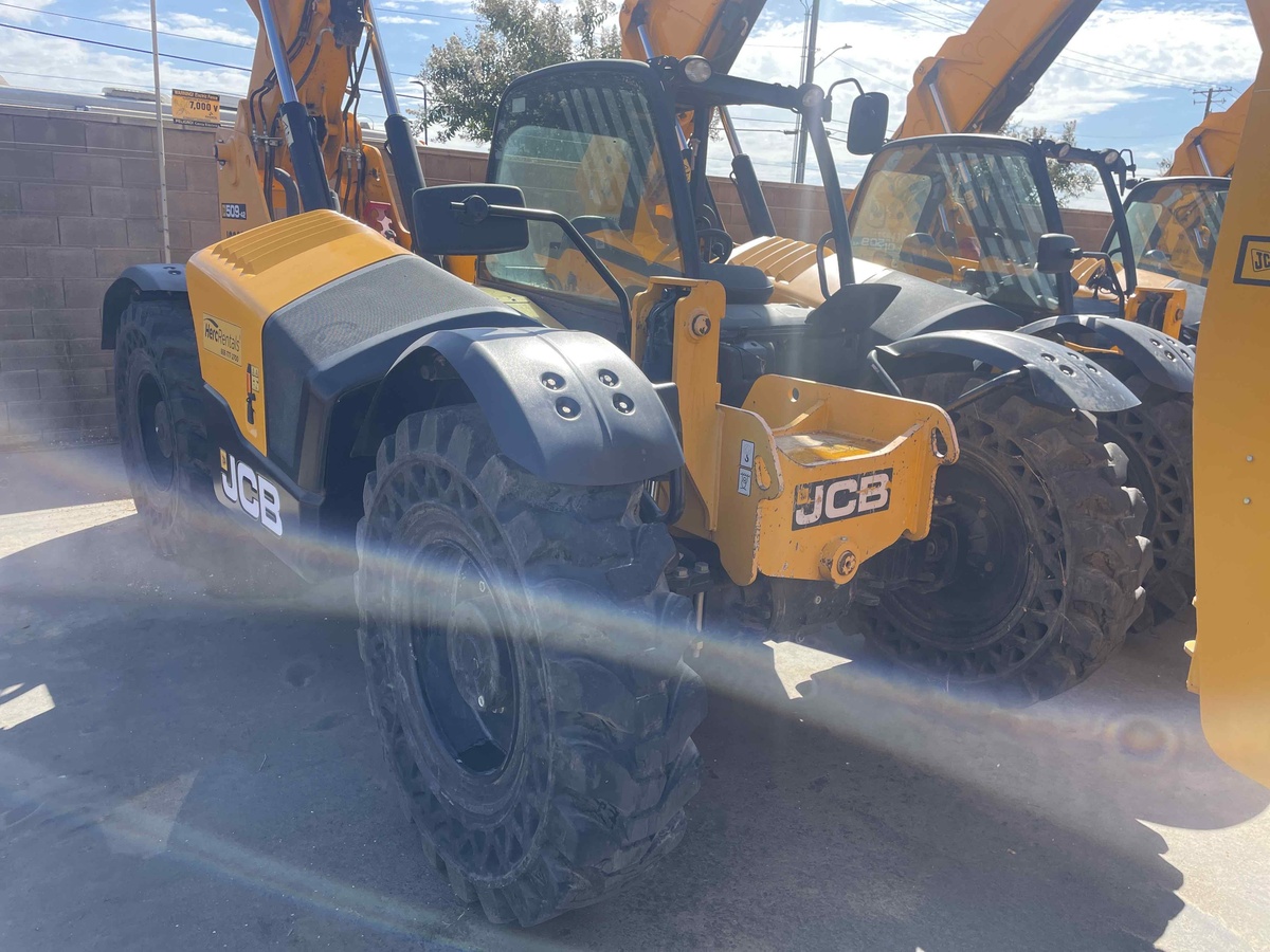 2018 JCB 509-42-4