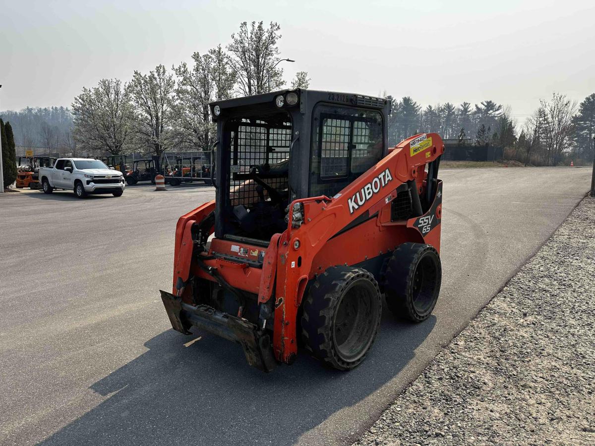 2017 Kubota SSV65