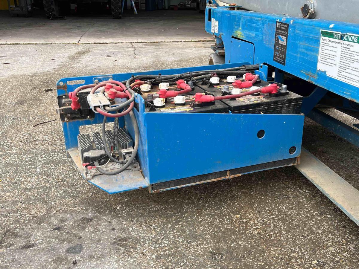 2016 Genie GS-2632-5