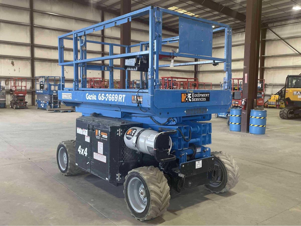 2017 Genie GS-2669 RT