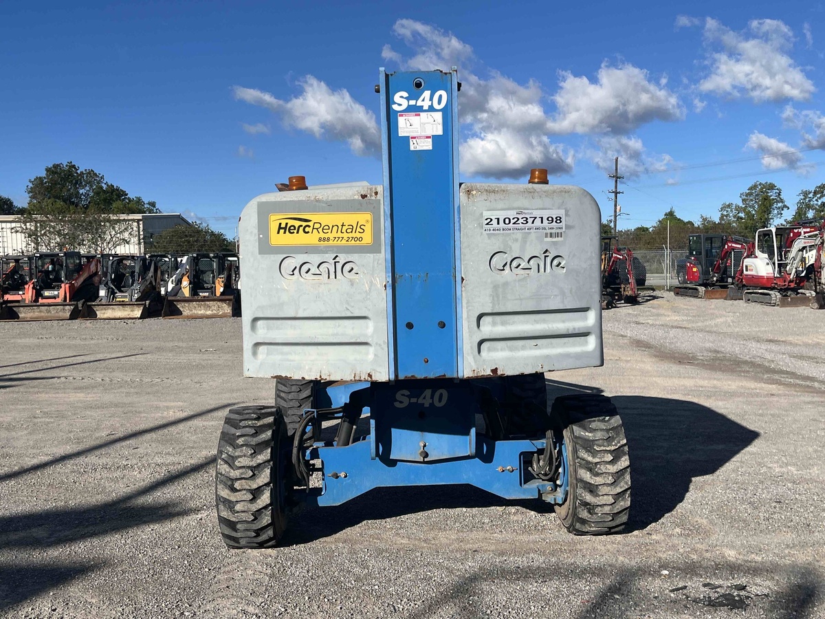 2018 Genie S-40-8