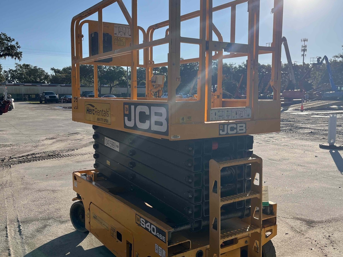 2023 JCB S4046E-4