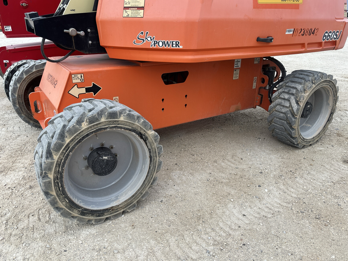 2018 JLG 660SJ-8