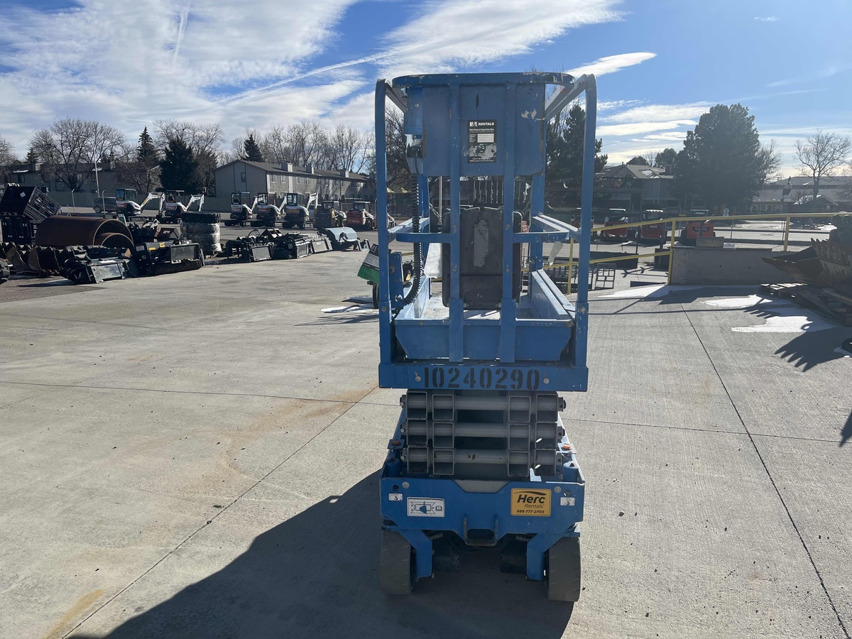 2018 Genie GS-1930-4