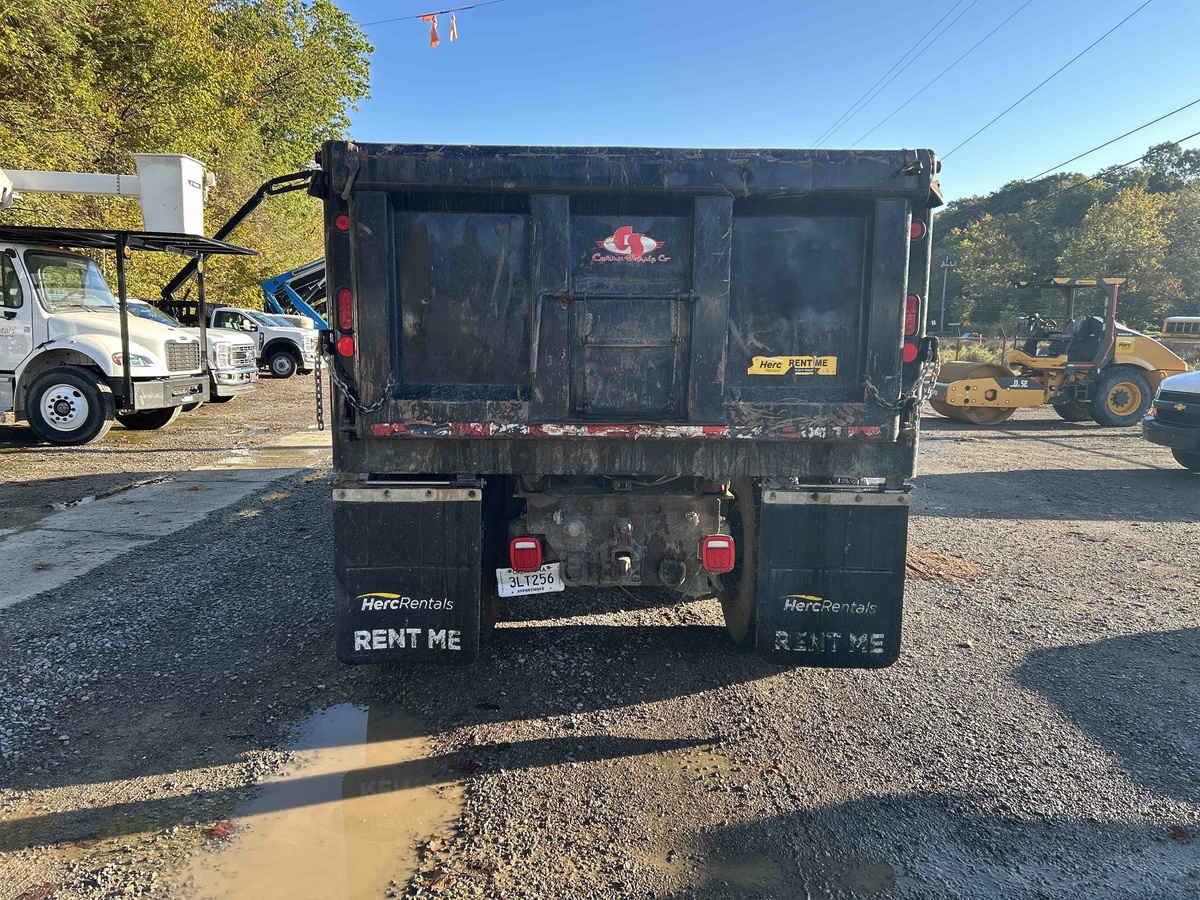 2019 Freightliner M2106-6