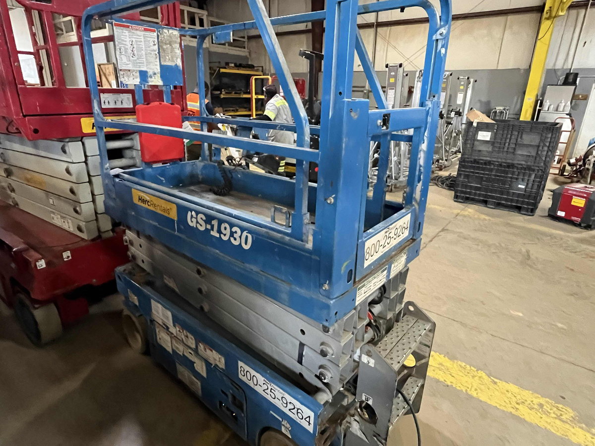 2019 Genie GS-1930