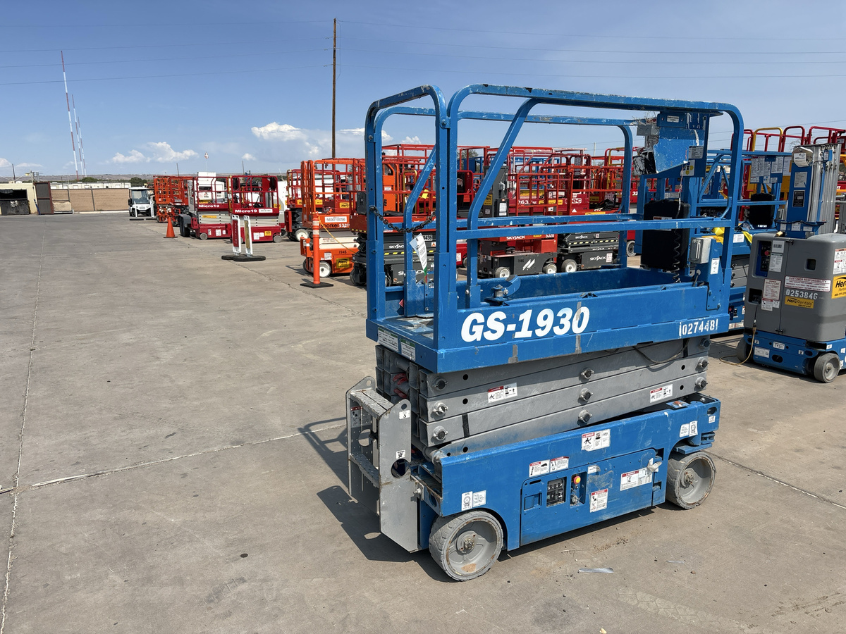 2019 Genie GS-1930