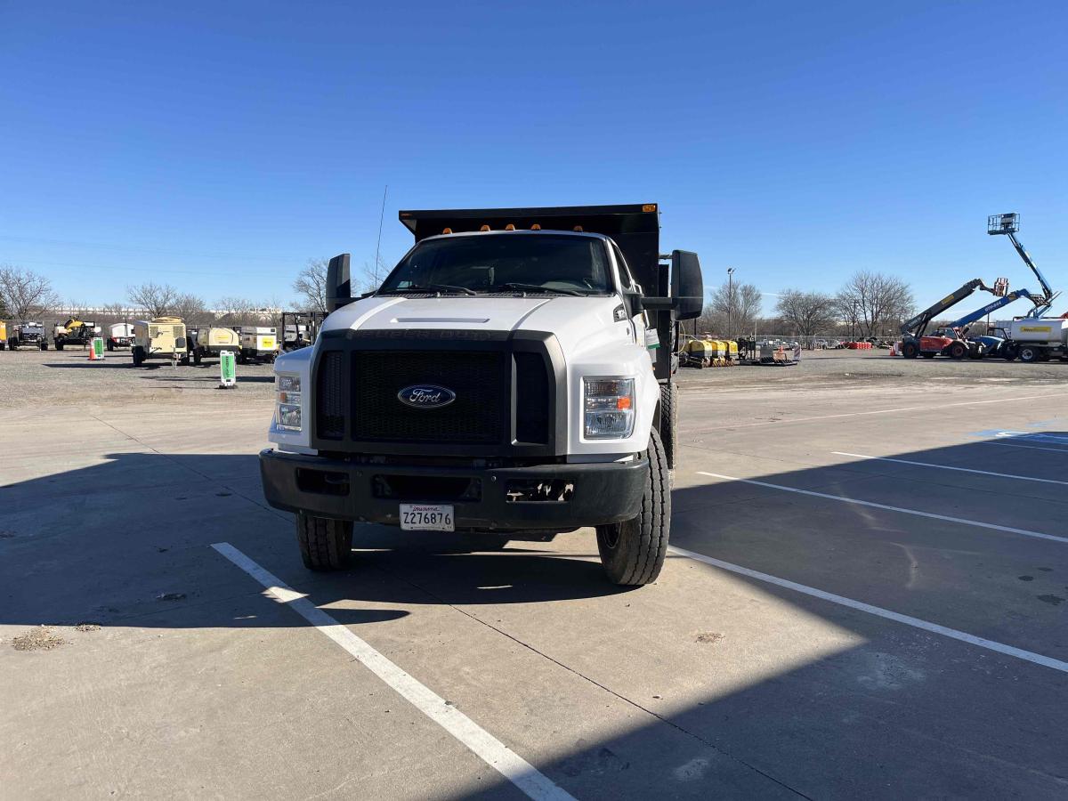 2018 Ford F750