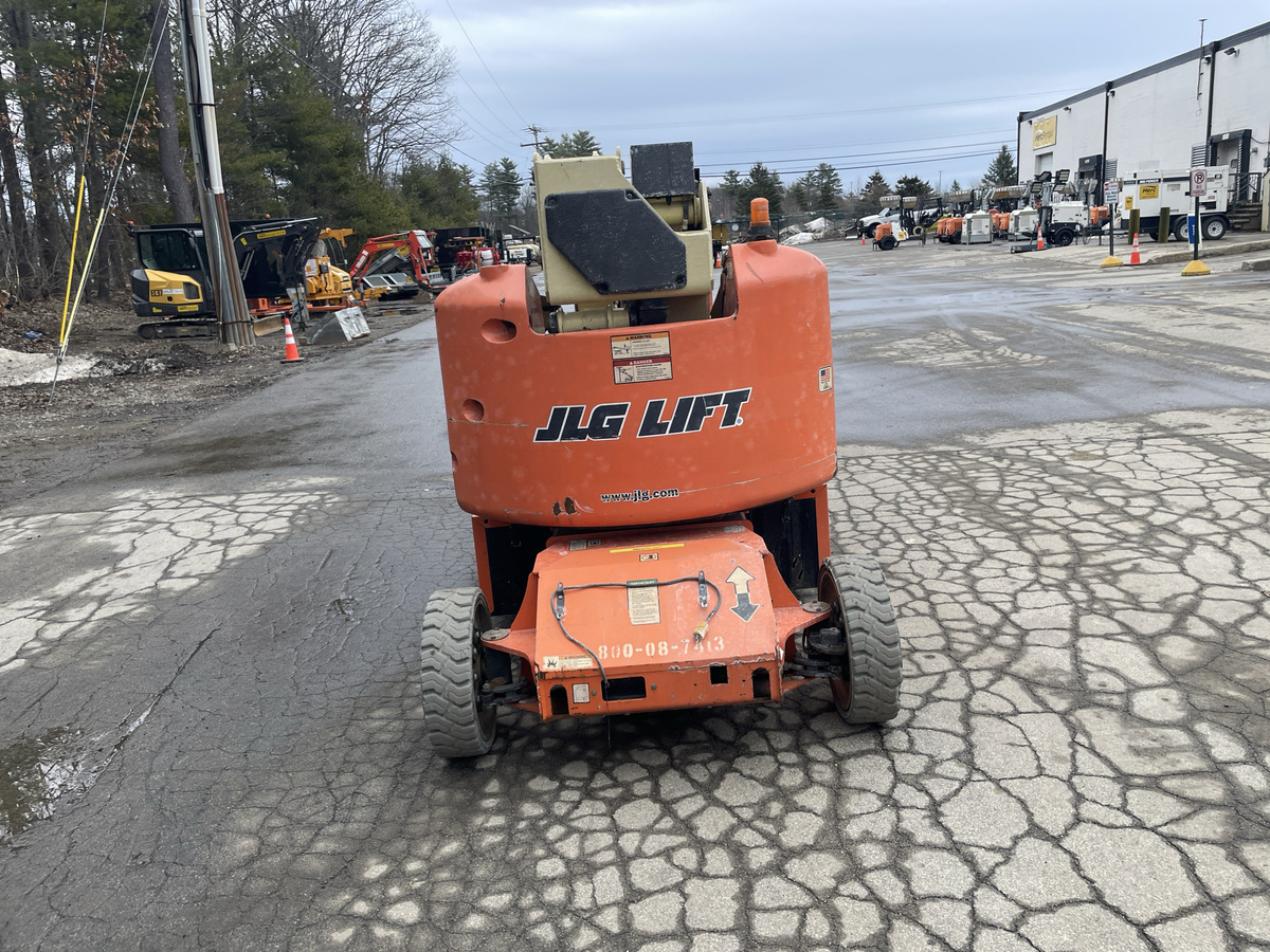 2016 JLG E400AJPN-3