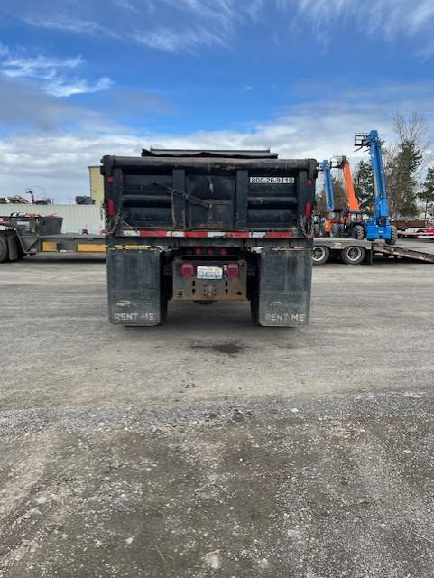 2019 Ford F750-4