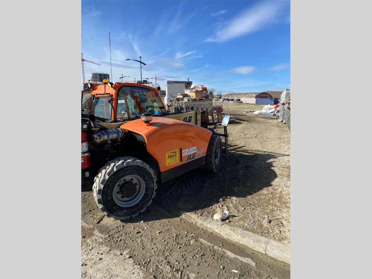 2017 JLG G5-18A-2