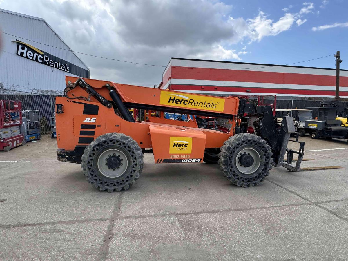 2018 SkyTrak 10054