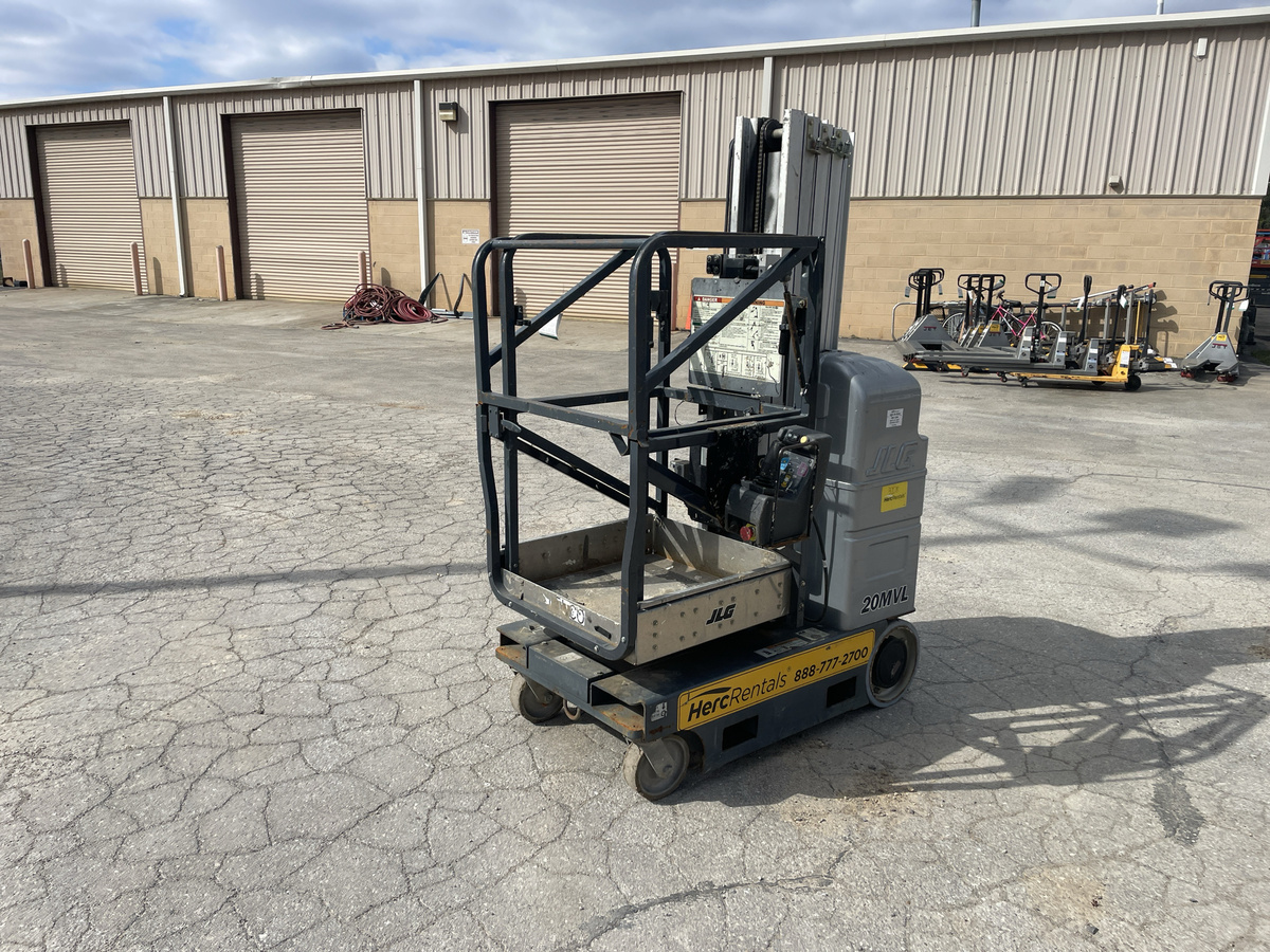 2018 JLG 20MVL