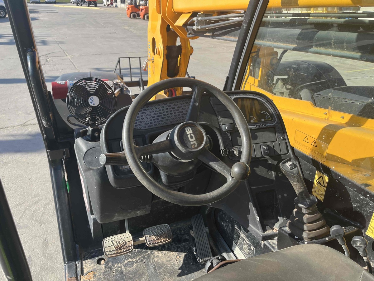 2020 JCB 507-42-9