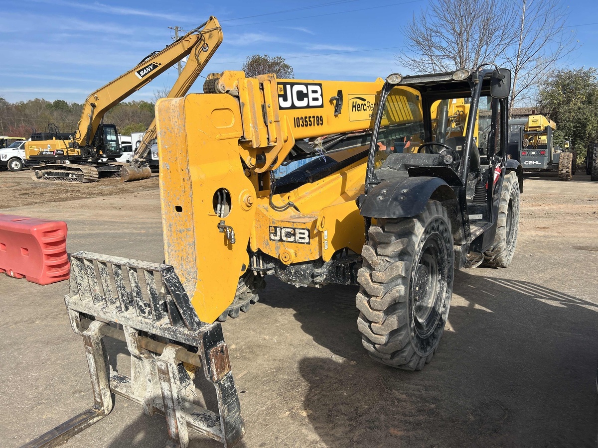 2022 JCB 507-42-7