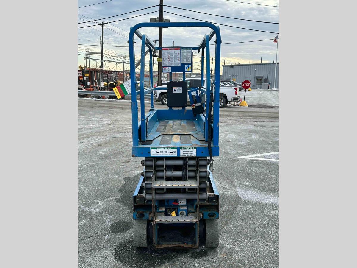 2016 Genie GS-1930