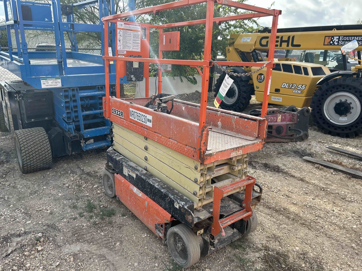 2018 JLG 1932R-6