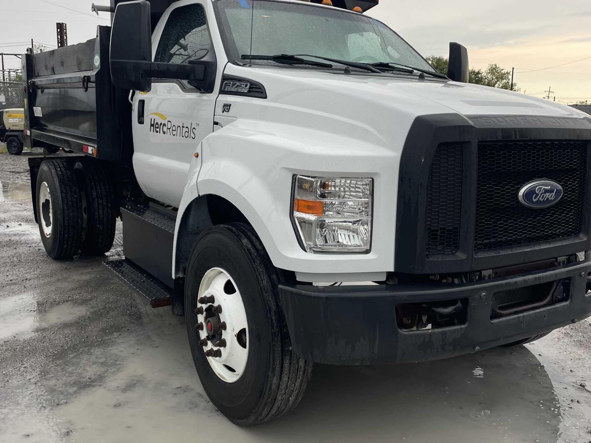 2018 Ford F750