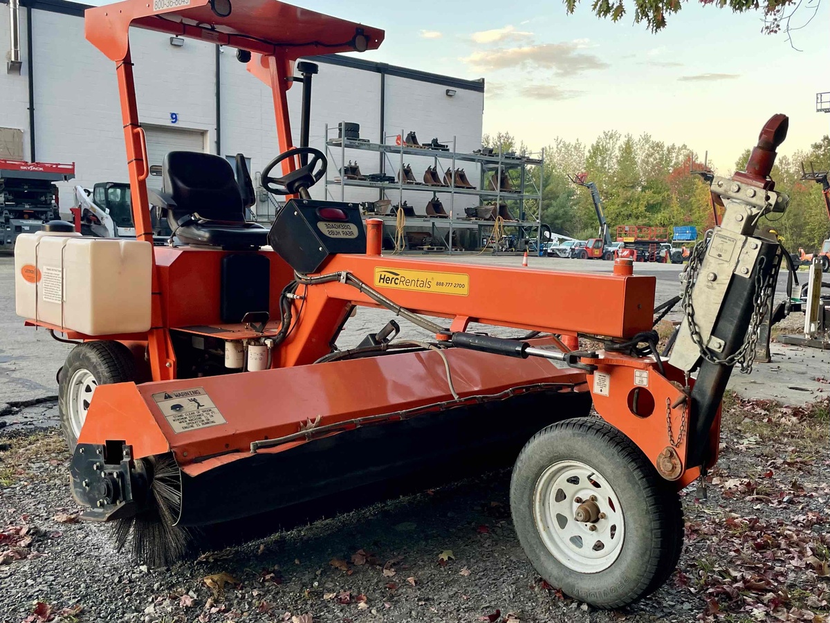 2022 LayMor SM300-2
