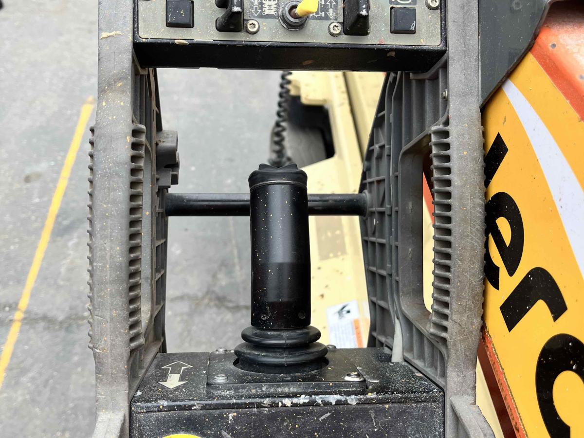 2017 JLG 2646ES-2