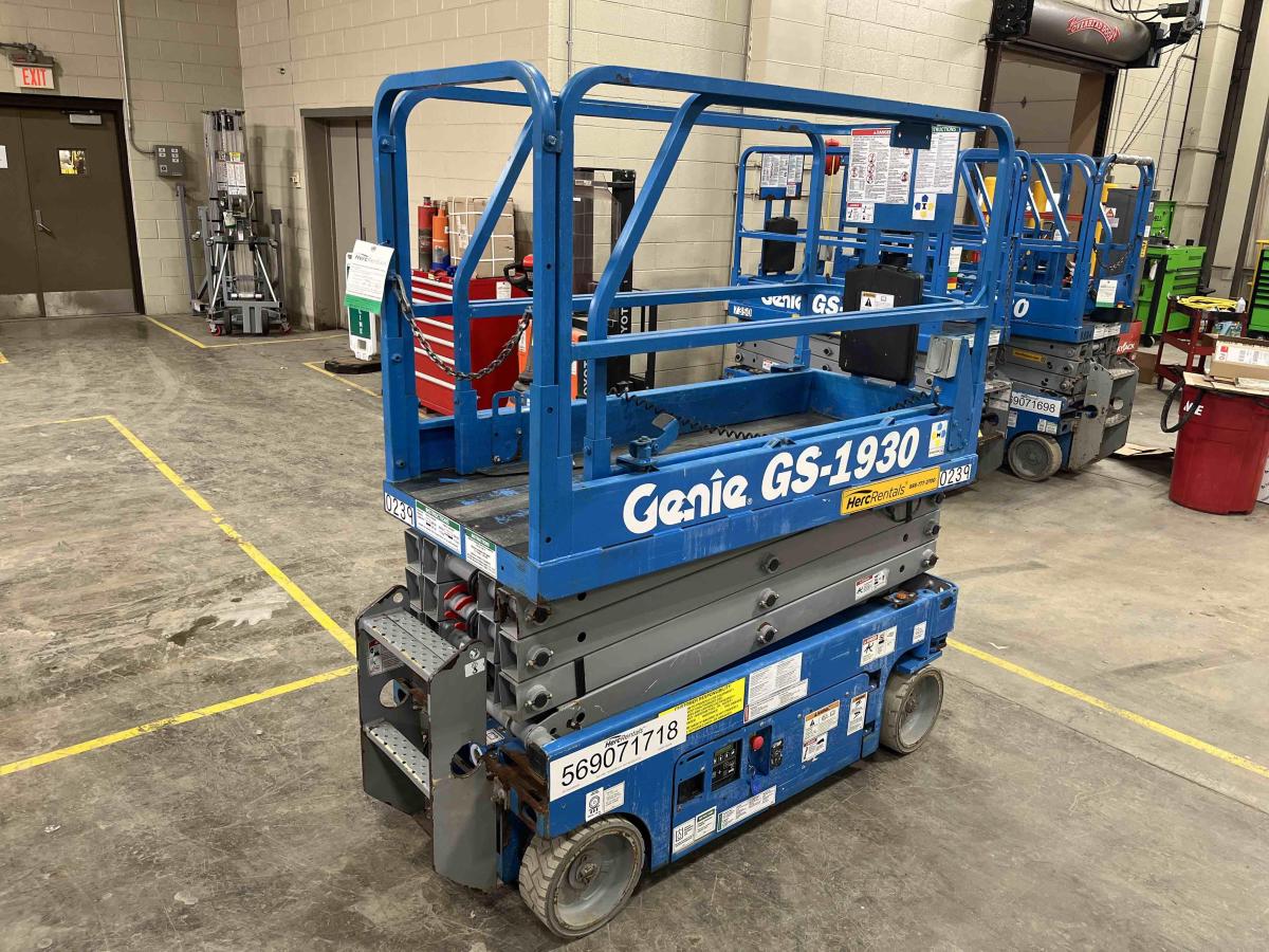 2018 Genie GS-1930