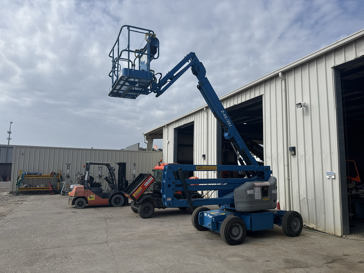 2018 Genie Z-45/25-2