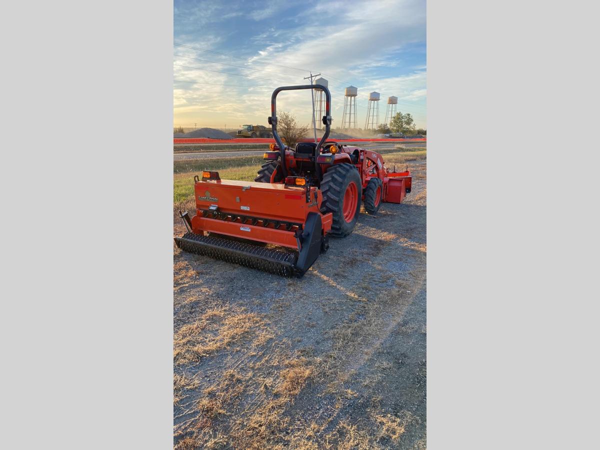 2017 Kubota L4701