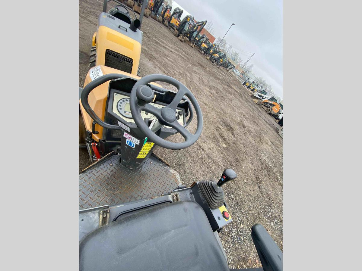 2019 Case DV26-8