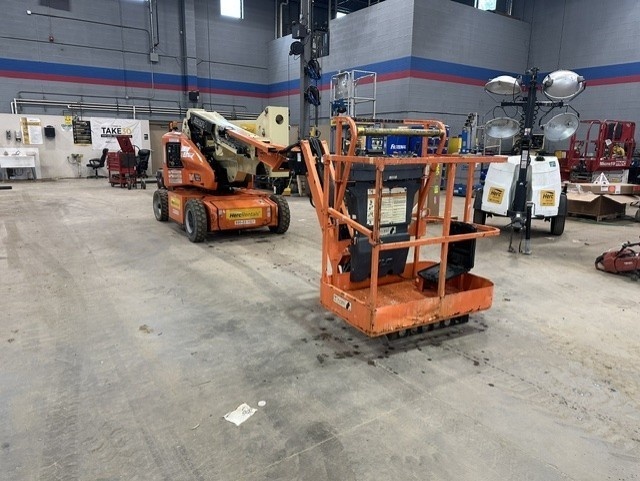 2018 JLG E400AJPN