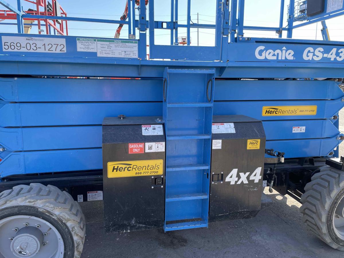 2018 Genie GS-4390 RT