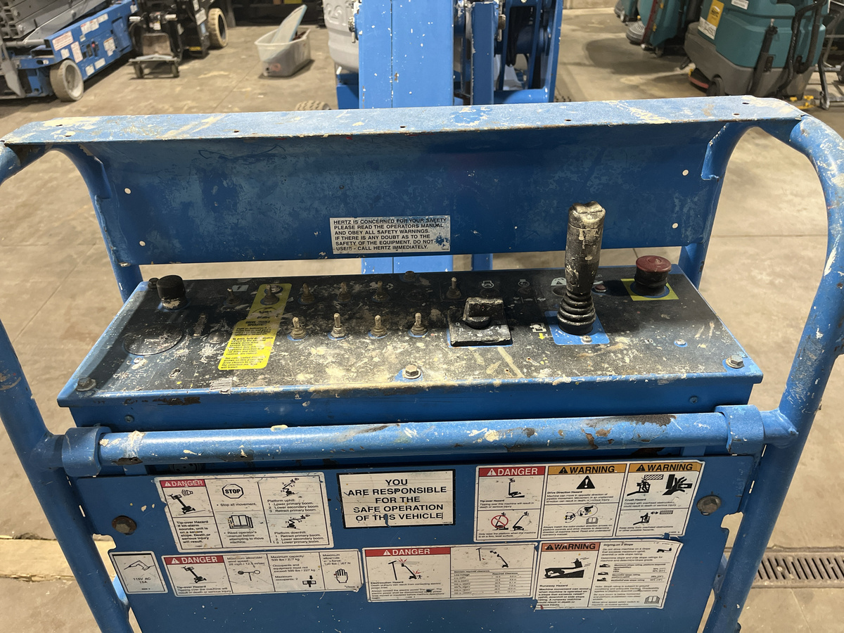 2014 Genie Z-45/25J-6