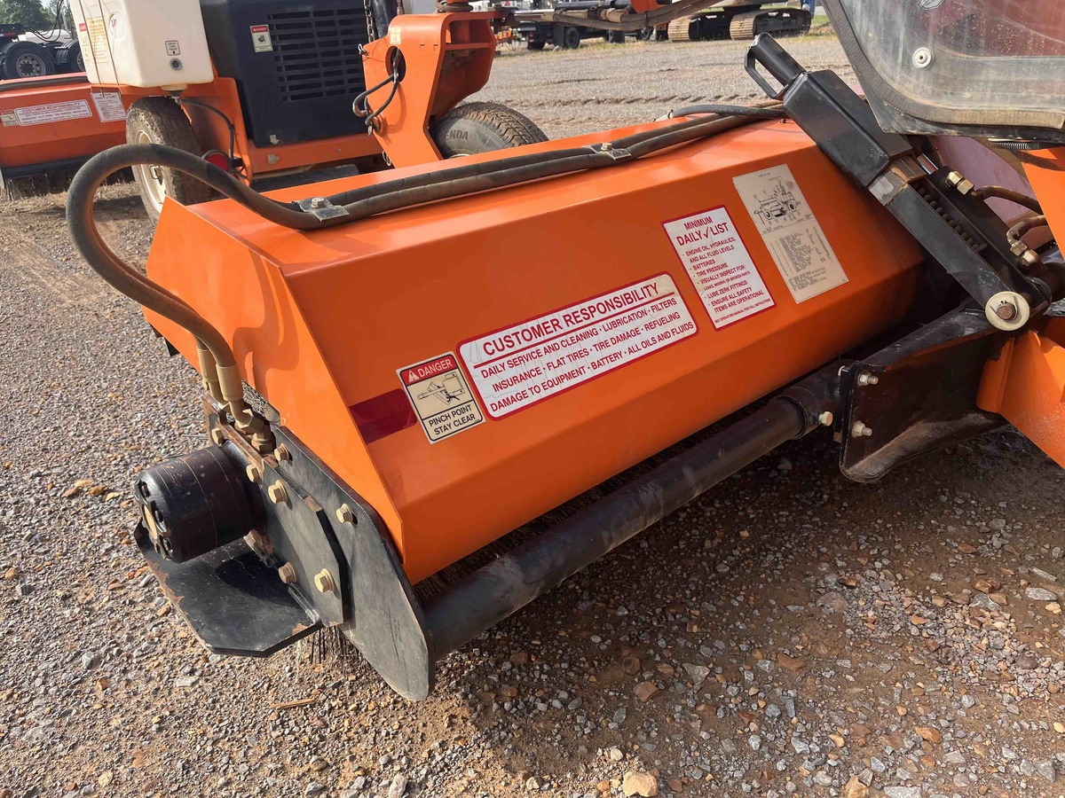 2021 LayMor SM300-7