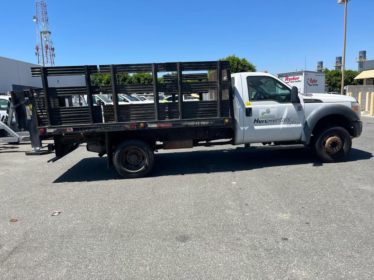 2016 Ford F450 Super Duty-1