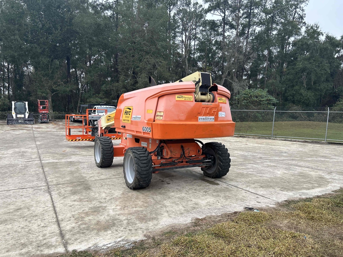 2018 JLG 600S-5