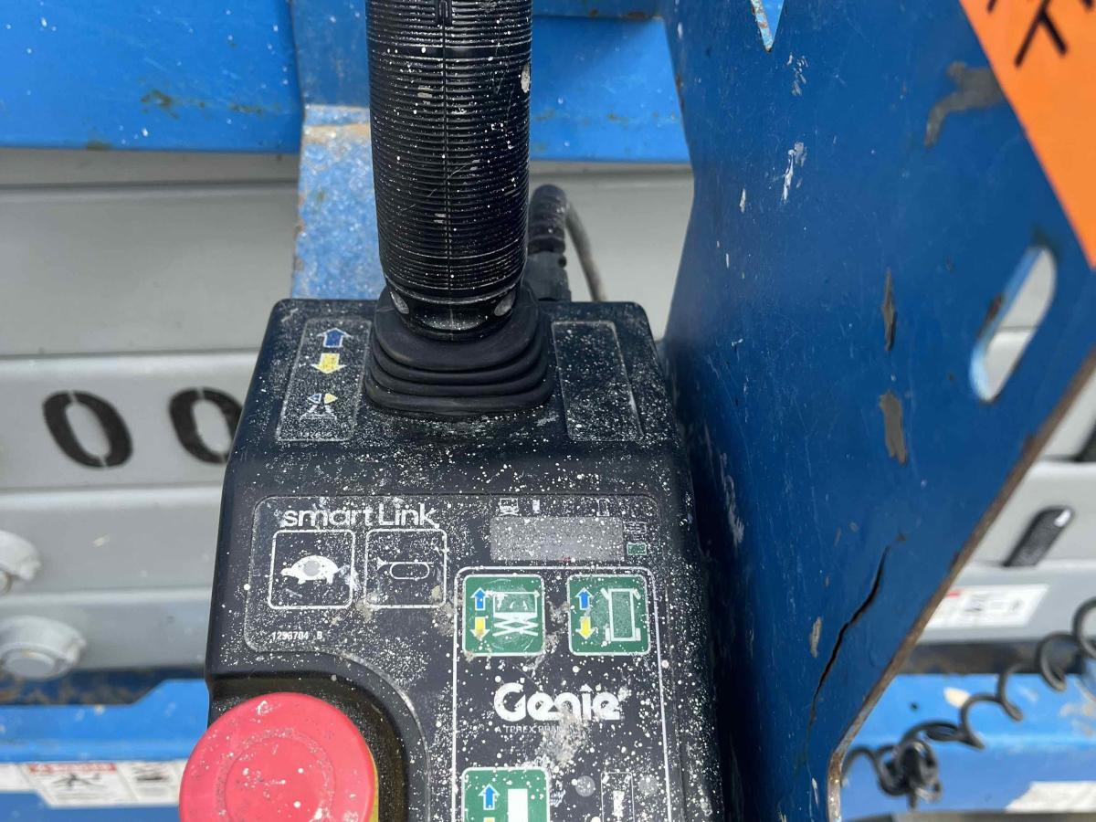 2015 Genie GS-3232-2