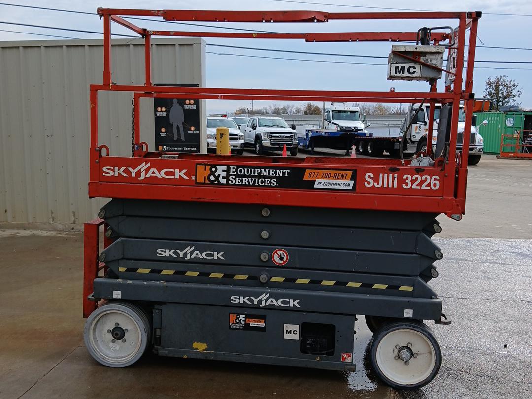 2015 Skyjack SJ3226
