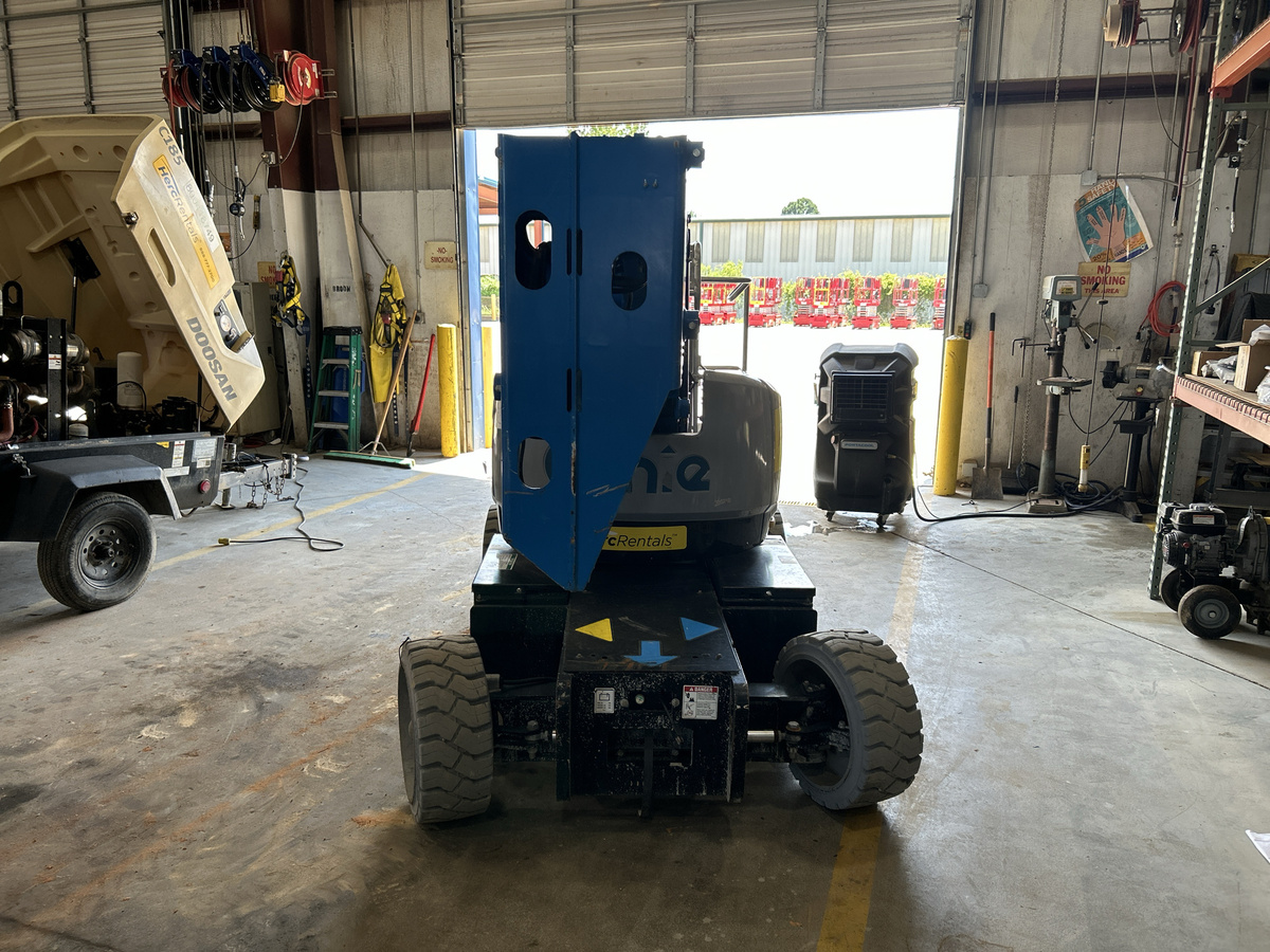 2017 Genie Z-33/18-3