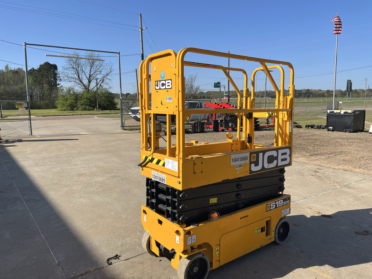 2023 JCB S1930E-3