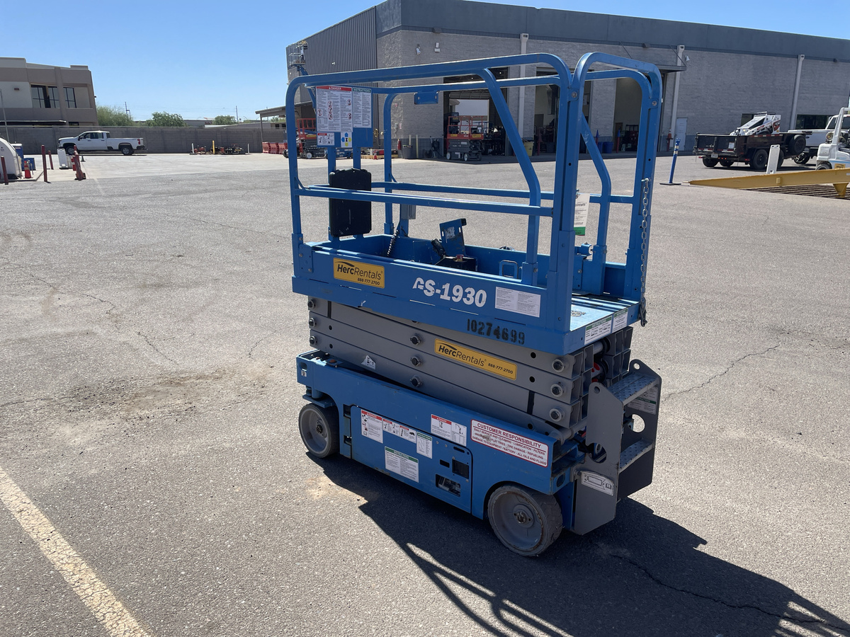 2019 Genie GS-1930