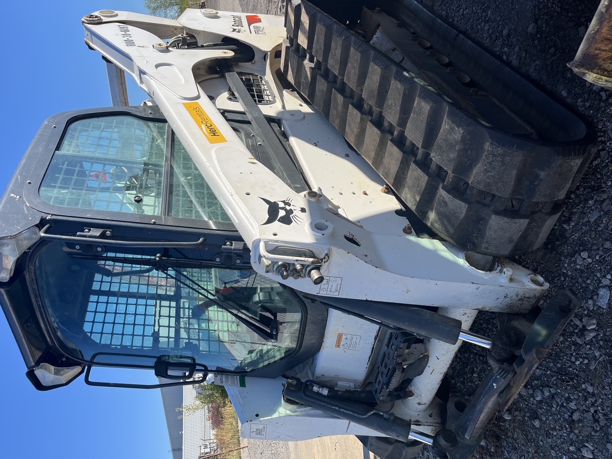 2021 Bobcat T740-2