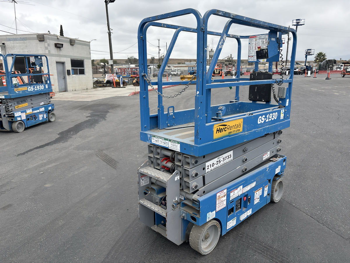 2018 Genie GS-1930-12