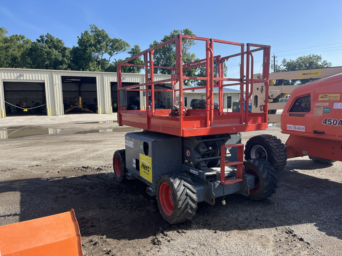 2019 Skyjack SJ-6826RT-4