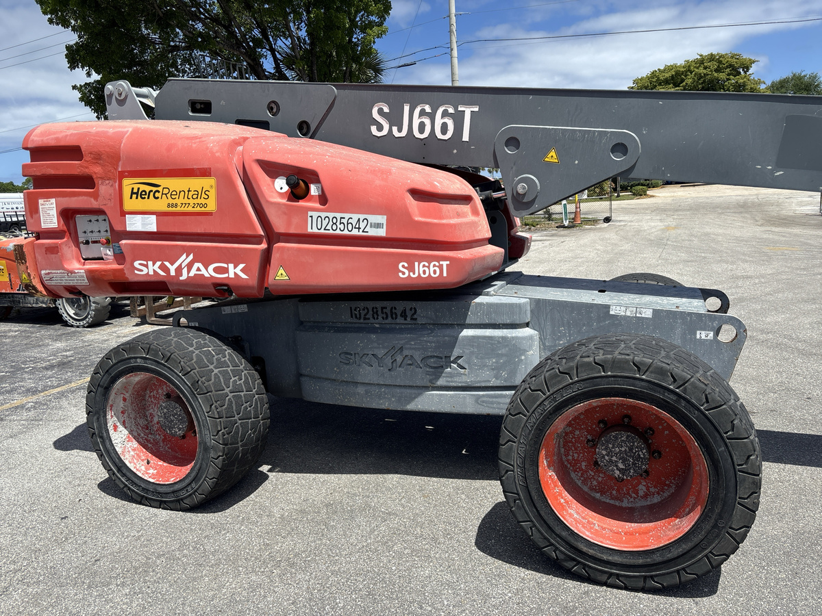 2019 Skyjack SJ66 T