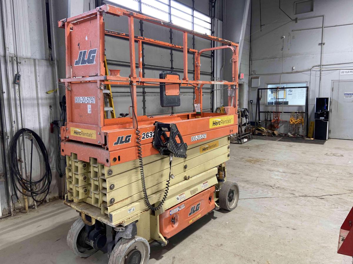 2018 JLG 2632ES