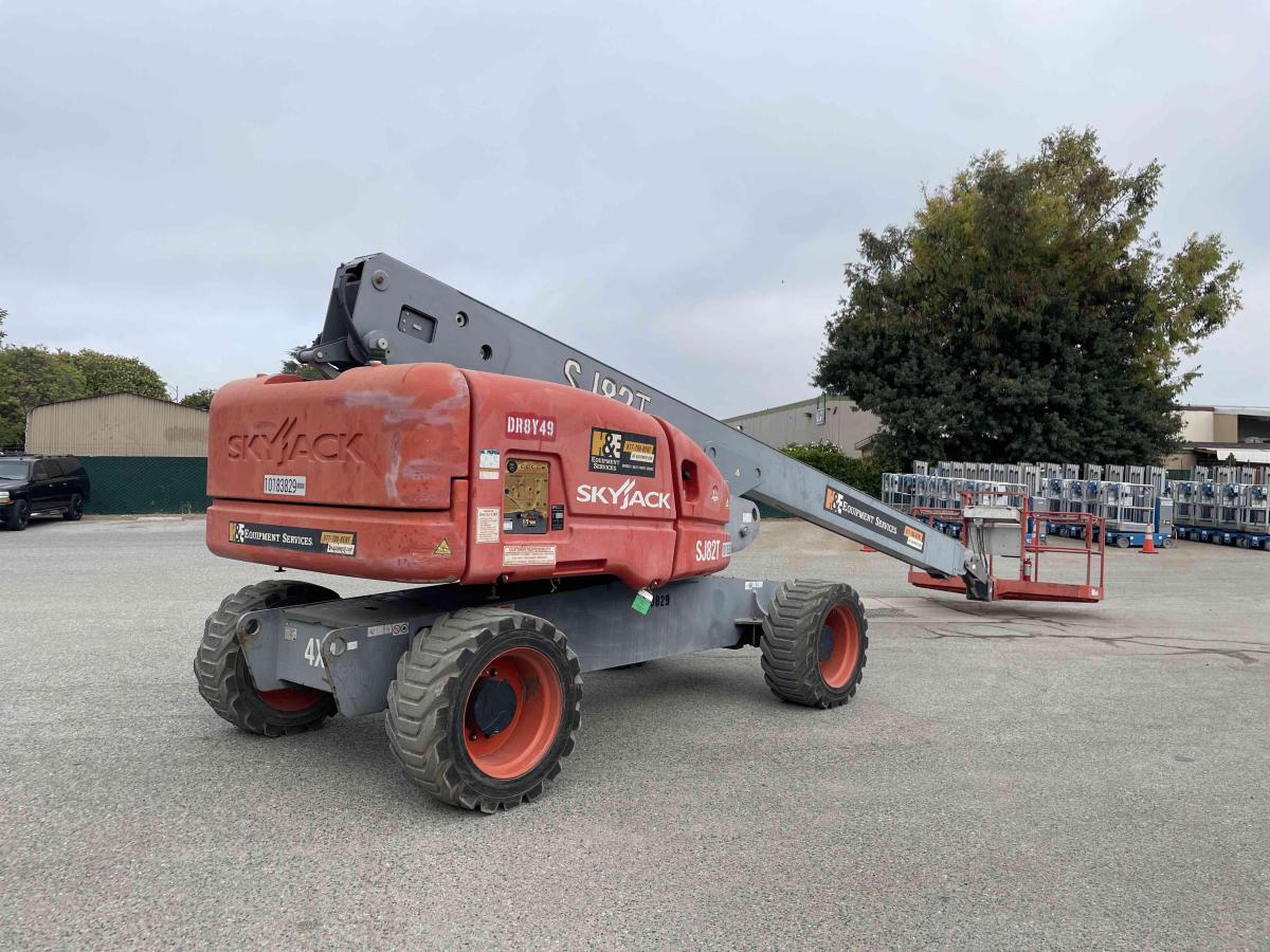 2015 Skyjack SJ82 T