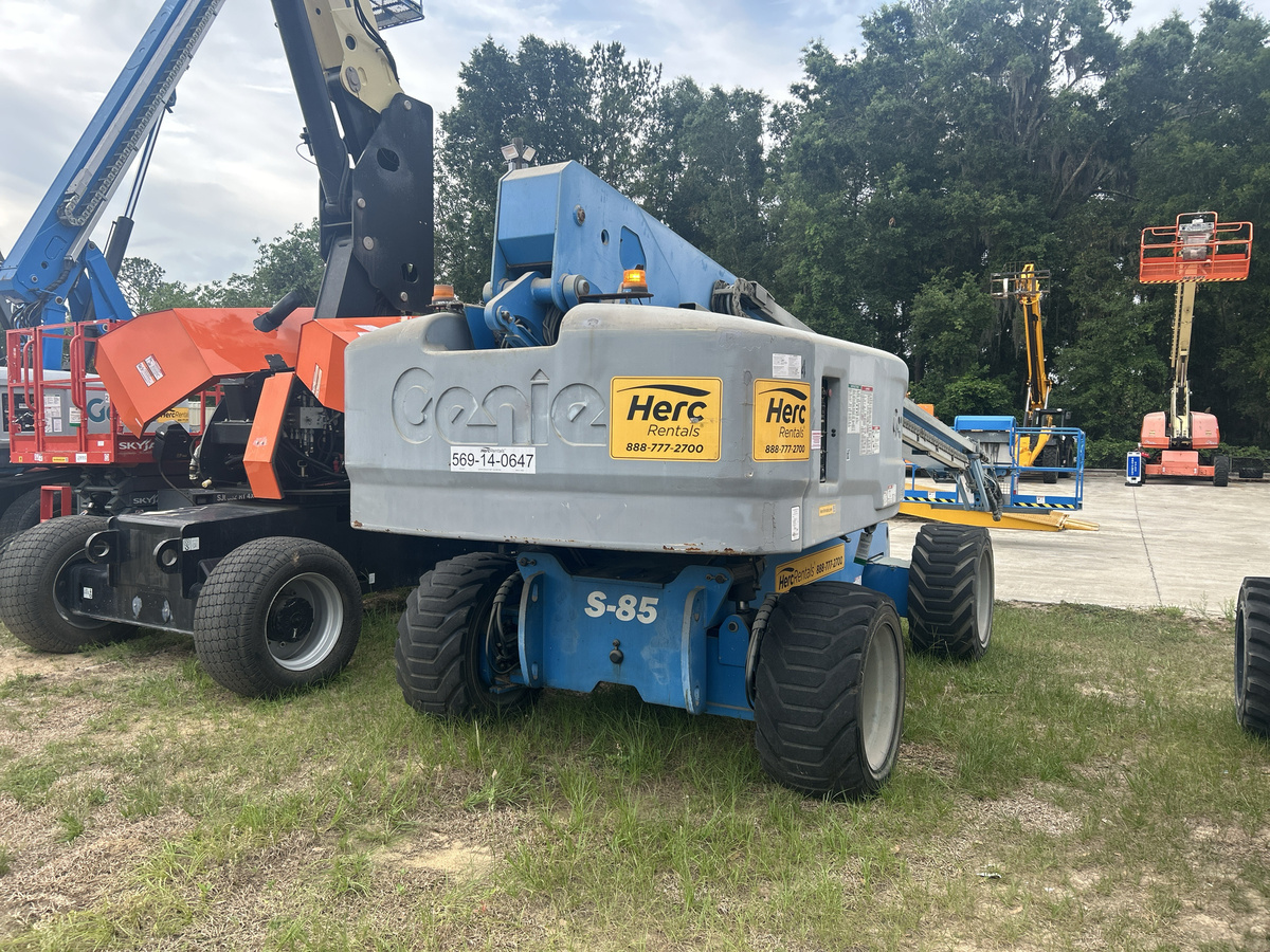2013 Genie S-85-3