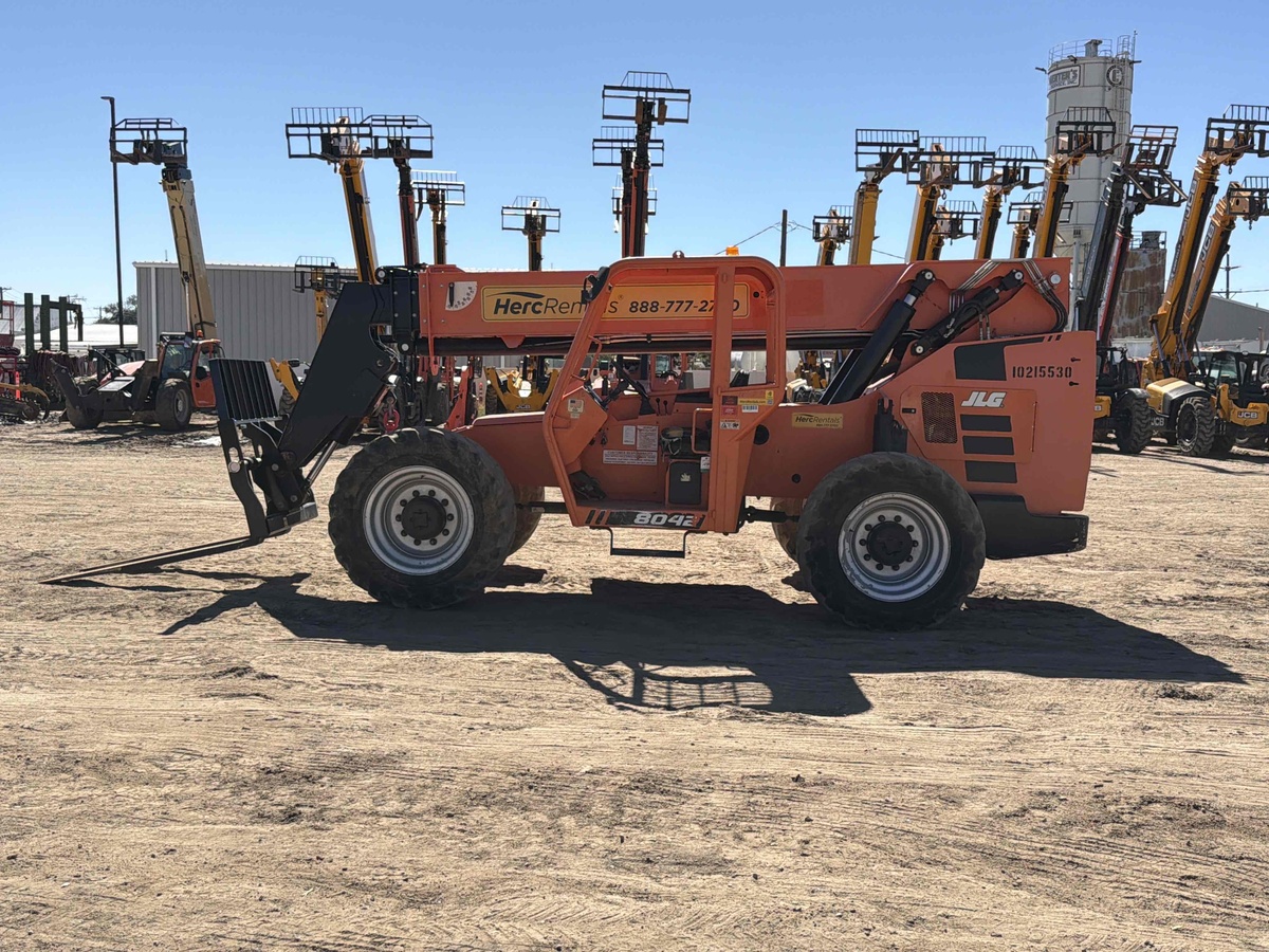 2017 SkyTrak 8042-5