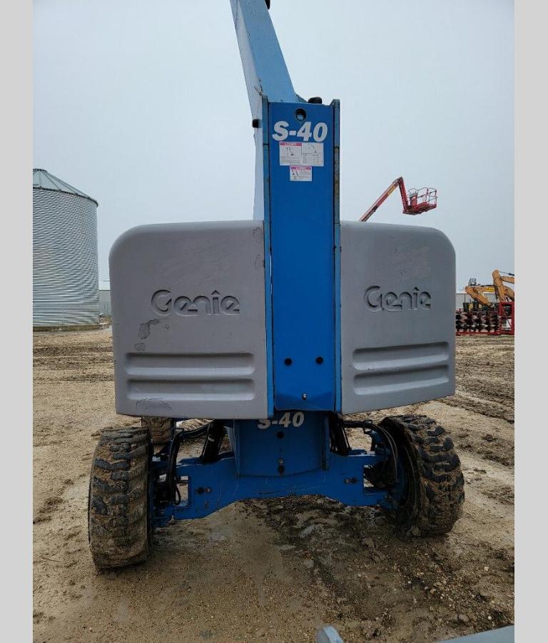 2016 Genie S-40