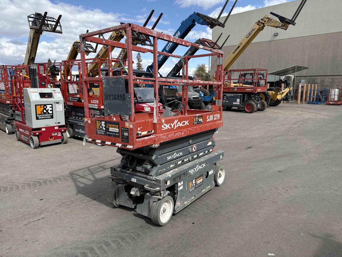 2018 Skyjack SJ3219